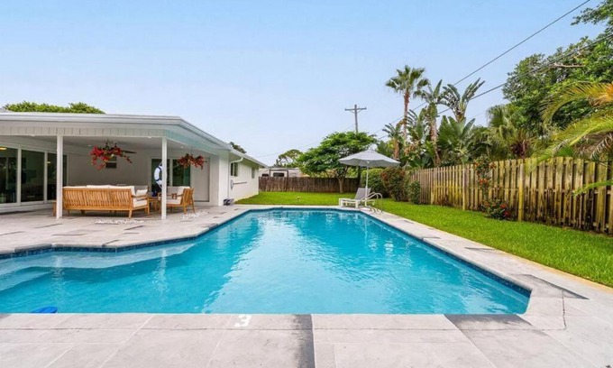 Delray Beach Villa | Luxury Designer Delray Beach. 10 Min to the Beach!