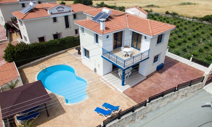 Kathikas Villa | Luxury detached Villa with Private swimming Pool/Free WiFi/Welcome Hamper