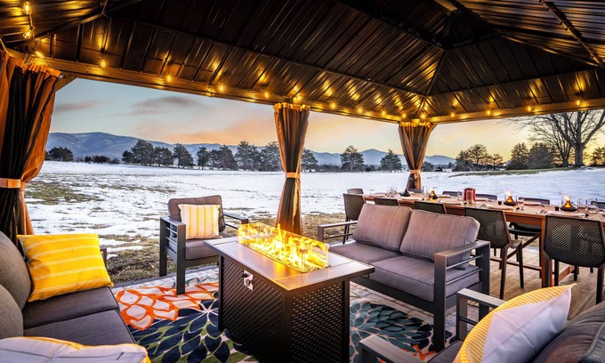 Elkton House | Luxury Estate with Mountain View and Privacy