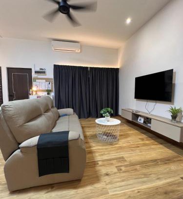 Bandar Sungai Long House | Luxury Event-house 3BR - For 8 to 12Pax