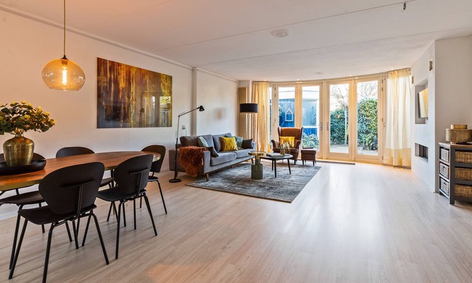 Municipality of Gooise Meren House | Luxury fully furnished corner house