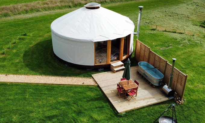 Carmarthen RV Rental | Luxury Glamping yurts with Hot Tubs