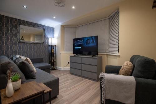 Oakleigh Apartment | Luxury Ground Floor 2 Bedroom Apartment