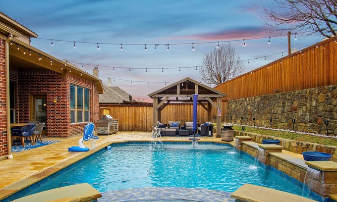 Little Elm House | Luxury Home/Pool, Cinema and Game Room