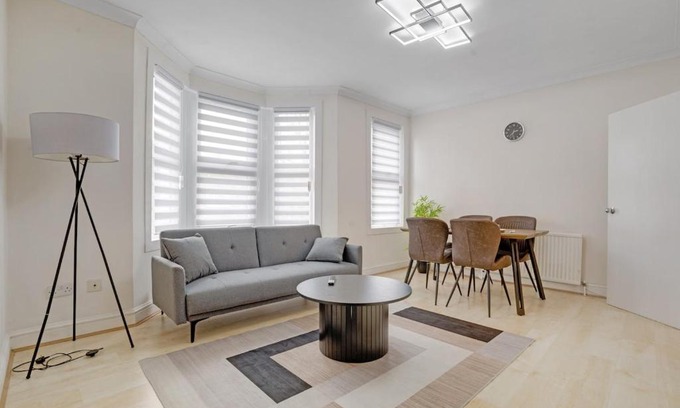 Tottenham Green Apartment | Luxury House London near Subway Station N15