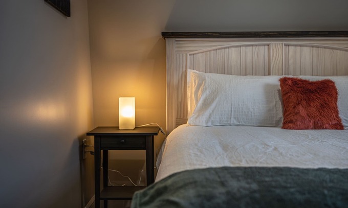 New Glasgow Apartment | Luxury Inn - Unit 5 - Heart of New Glasgow