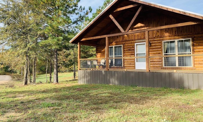 Murfreesboro Cabin | Luxury Log Cabin, We use the term cabin loosely. This is a modern country home.