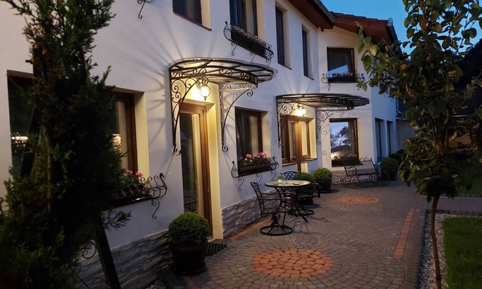 Gura Raului House | Luxury mansion, baroque style, themed rooms located near the town of Sibiu