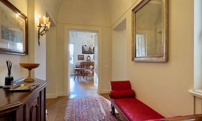 Rione V Ponte Apartment | Luxury Mansion Castel SantAngelo
