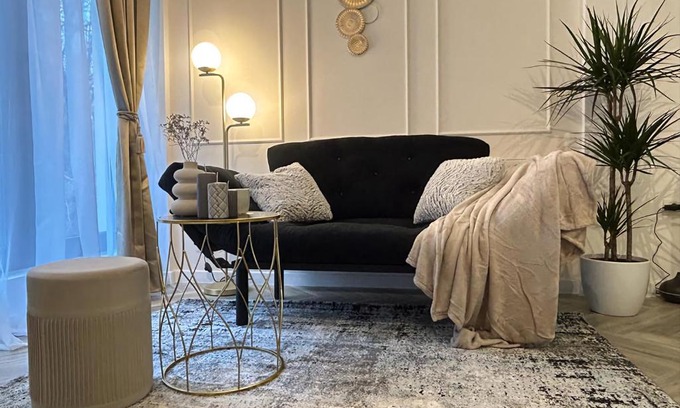 Sector 2 Apartment | Luxury Mansion