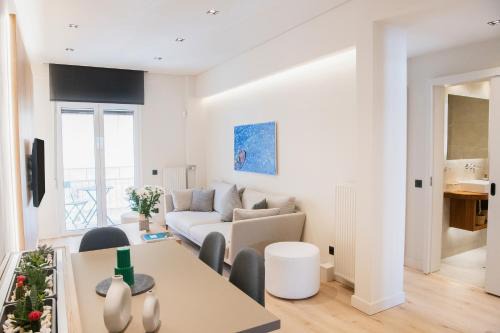 Kinosargous Apartment | Luxury Modern Apt near Acropolis