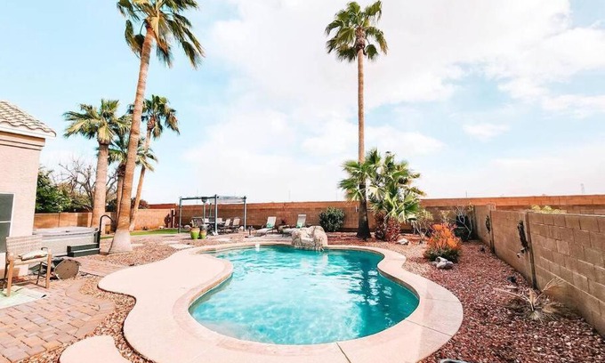 Avondale Villa | Luxury Pool Home! Amazing Back Yard Oasis