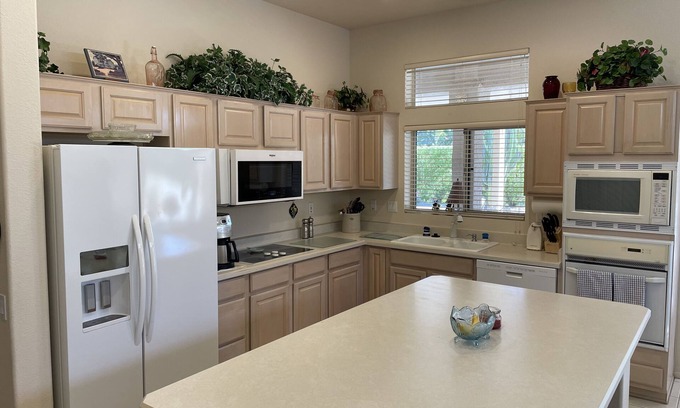 Sun City West House | Luxury Resort Community, 5 Golf Courses, Rec. Centers with Pools, Spas, etc