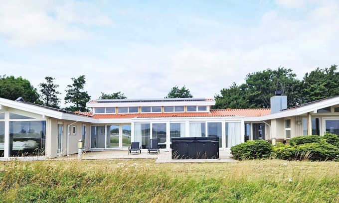 Diernæs Strandby House | Luxury Seaside Retreat - By Traum Ferienwohnungen