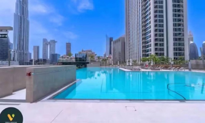 Madinat Zayed Apartment | Luxury Stay by Dubai Mall & Burj