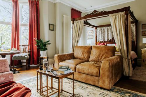 Pontcanna Apartment | Luxury Suite in Cardiff City Centre + Secure Parking