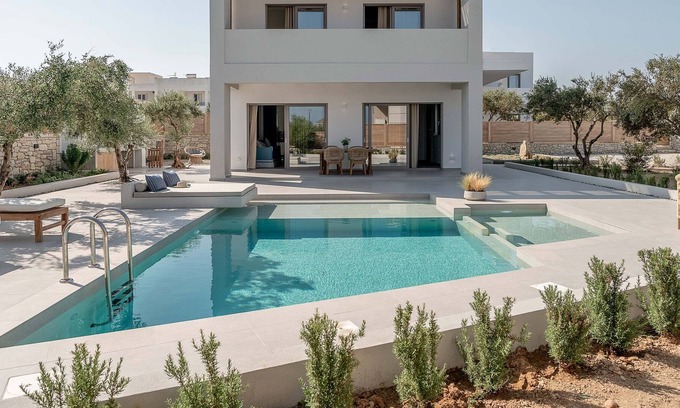 Tavronitis Villa | Luxury Villa surrounded by nature I Close to the sea