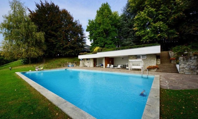 San Fermo della Battaglia Villa | Luxury Villa with Pool and Tennis court