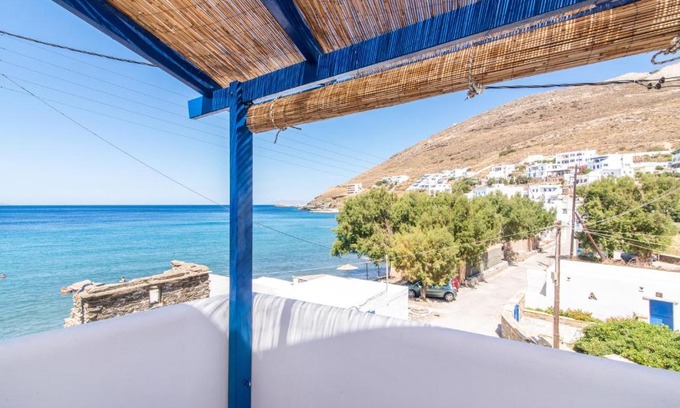 Exomvourgo House | Luxury Wave Maisonette