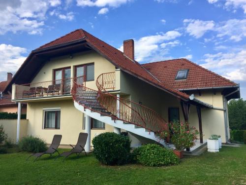 Zalakaros Apartment | Mária Apartmanház