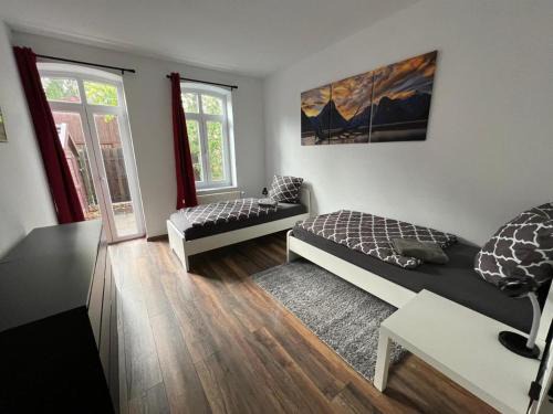 Ottersberg Apartment | Möblierte Wohnung mit ruhiger Terrasse in bester Lage für Feriengäste und beruflich Reisende AW12A-I
