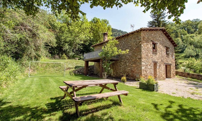 Vallfogona House | M de Puigsec – Charming stone cottage