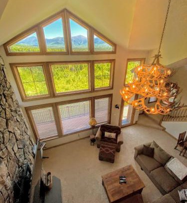 Bretton Woods House | M1 Luxury home a short walk from the Mount Washington Hotel AC heated floor stunning views