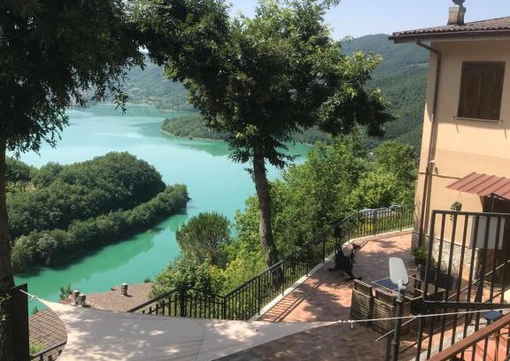 Ascrea Villa | Ma. De House Lago del Turano