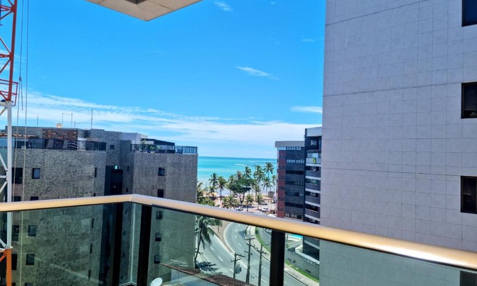 Jatiuca Apartment | Maceio Ferias apto com varanda vista mar