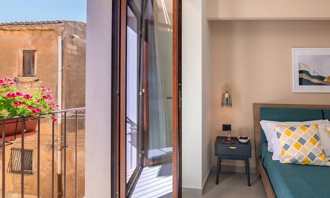 Sciacca Historic Centre House | Macramé Suites & Rooms