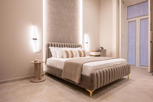 Quartieri Spagnoli House | Madame Toledo Luxury Rooms