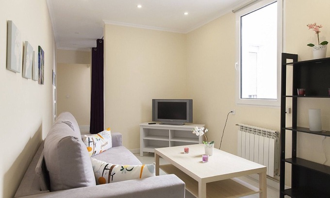 Ibiza Apartment | Madrid Downtown Retiro-Puerta de Alcala M (LDR28)