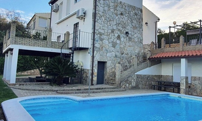 Guillena Ski Chalet | Magnificent Casa Lago with the nickname "the castle". Private heated pool.