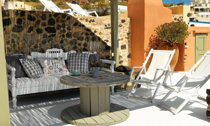 Exo Gonia Villa | Magnificent Santorini Villas | 6 Bedrooms | Zoldyk Houses | Spacious Terrace.