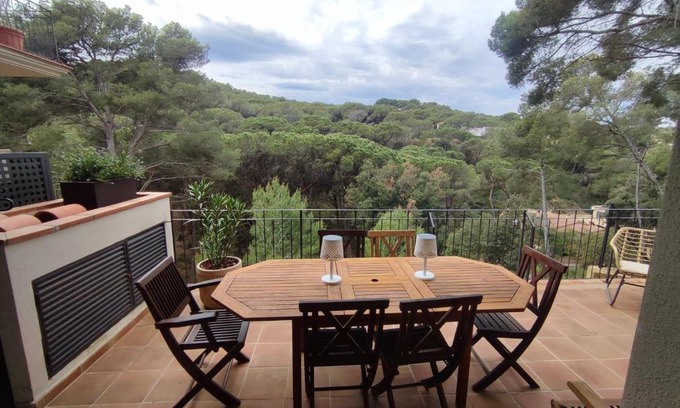 Begur Apartment | Magnifique duplex face à la forêt