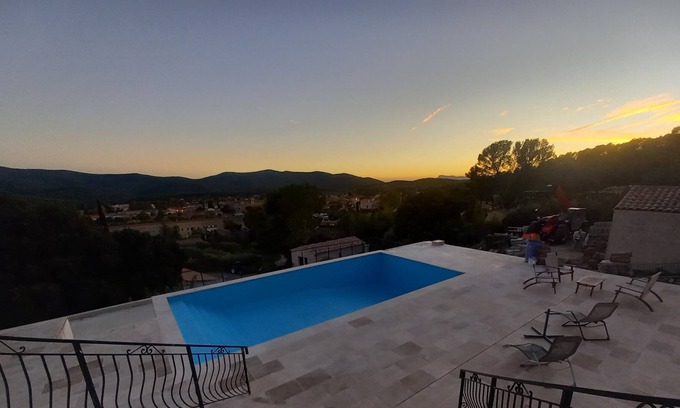 Pignans Villa | Magnifique Villa 210m2 , Piscine Chauffée 10×5m