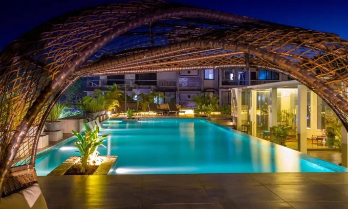 Nerul Apartment | Magnolia by Da Alohas El Arbol