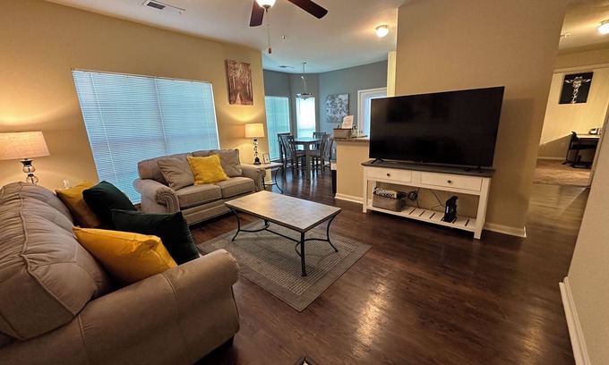 Tupelo Apartment | Magnolia Oasis: 2BD/2BA w/Gym, Pool, BBQ Grill