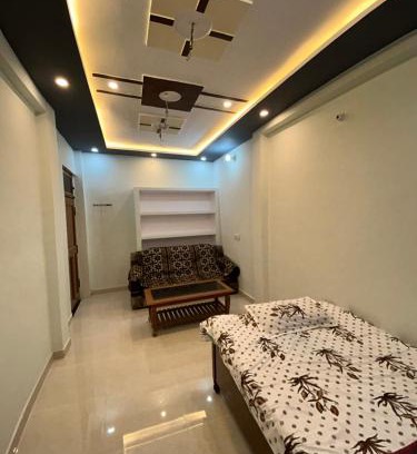 Jhusi House | Mahadev Mahakumbh Homestay Inn