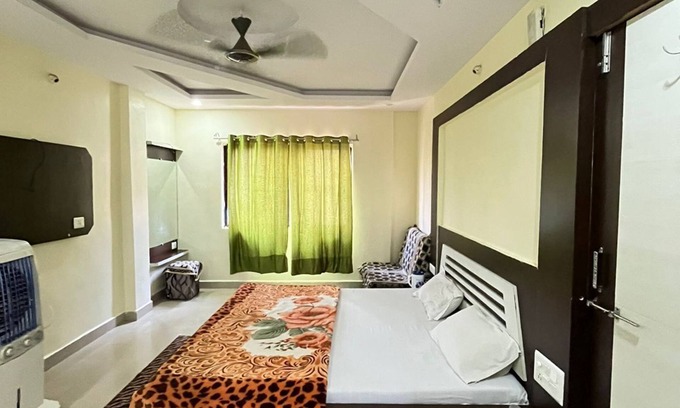 Pachmarhi Hotel | Maharaja Homestay