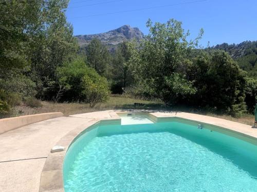 Beaurecueil Villa | Maison à Aix en provence au pied de la Sainte Victoire