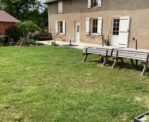 Avrilly Bed & Breakfast | Maison Allianes