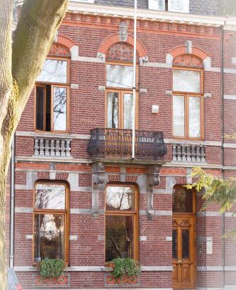 Jekerkwartier House | Maison Au Parc