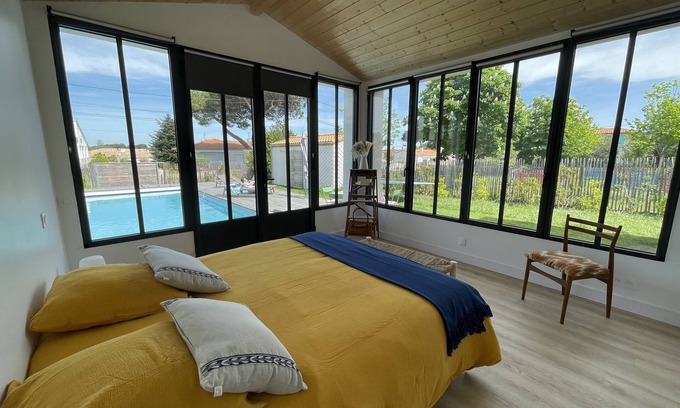 Saint-Palais-sur-Mer House | Maison Avec Piscine Chauffée, à 8 min de la Plage à Pied