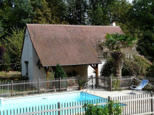 Contres House | Maison calme à Contres avec piscine et jardin près de Blois - FR-1-491-465