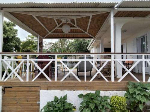 Saint-Paul House | Maison confortable à Saint Paul avec jardin clos