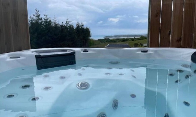 Langueux House | Maison de Charme vue mer et Calme Assuré ! Jacuzzy