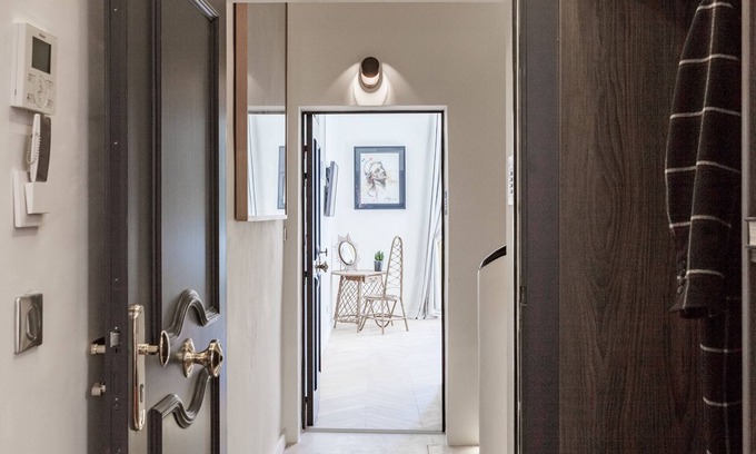 Mazarin Quarter House | Maison du Collectionneur