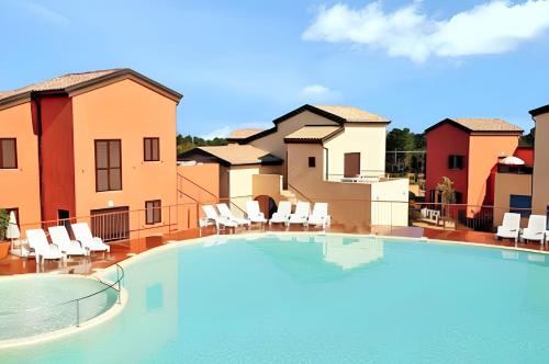 Lozari House | Maison en campagne près de Belgodère avec piscine partagée.