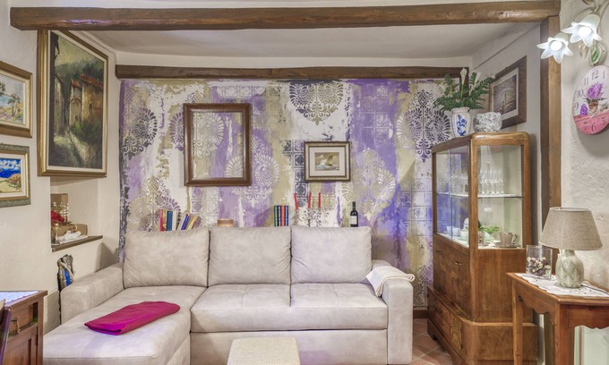 Capo di Ponte House | Maison Enchantée